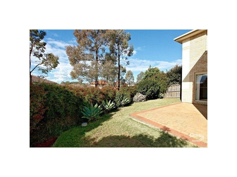 2 Zenith Ct, Glenwood NSW 2768