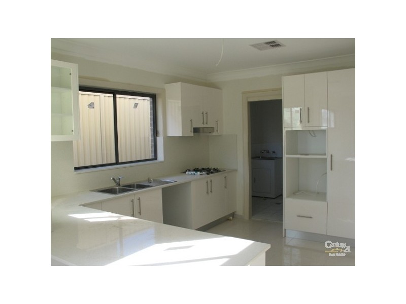 70 Sovereign Ave, Kellyville Ridge NSW 2155