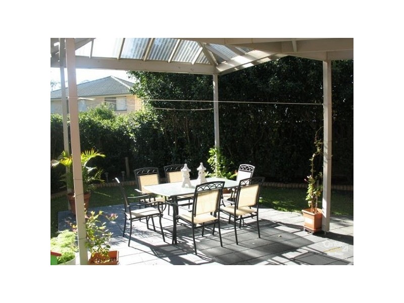 12 Lightwood Way, Beaumont Hills NSW 2155