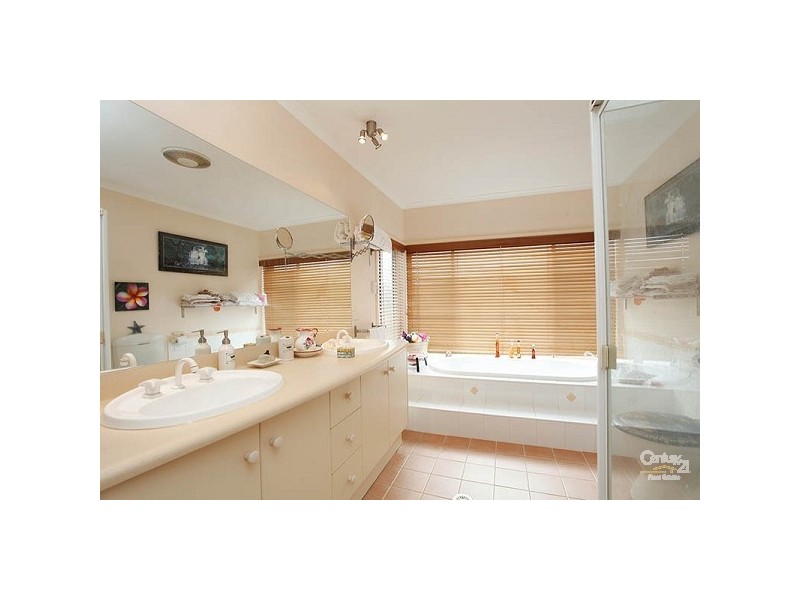 7 Ramillies Way, Beaumont Hills NSW 2155