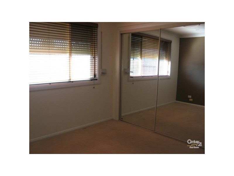 27 Southwaite Cres, Glenwood NSW 2768