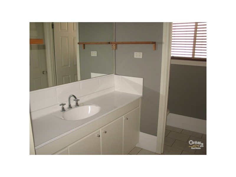 27 Southwaite Cres, Glenwood NSW 2768