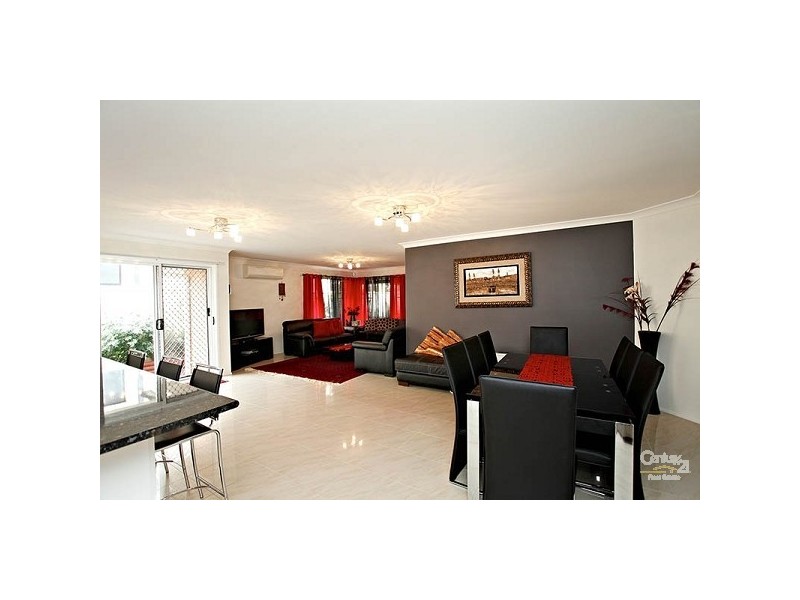 27 Damien Dr, Parklea NSW 2768