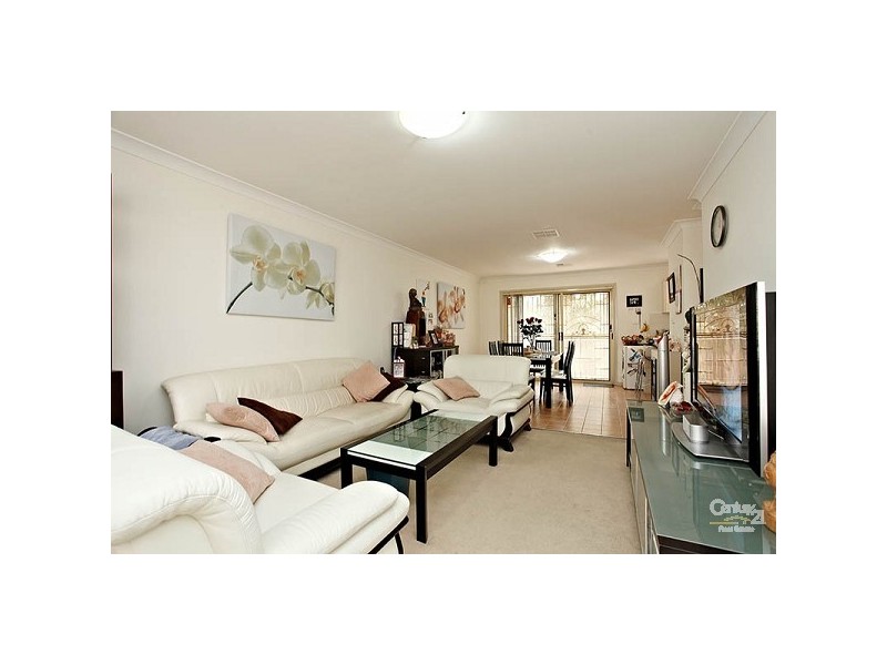 11/37-39 Windsor Rd, Kellyville NSW 2155