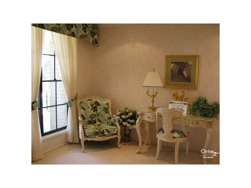 19 Halcyon Ave, Kellyville NSW 2155