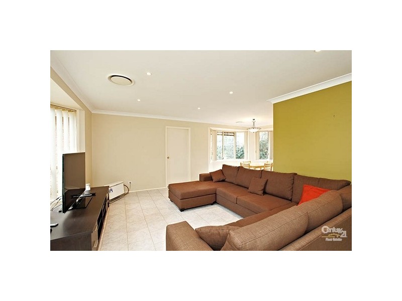 12 Wendy Place, Glenwood NSW 2768