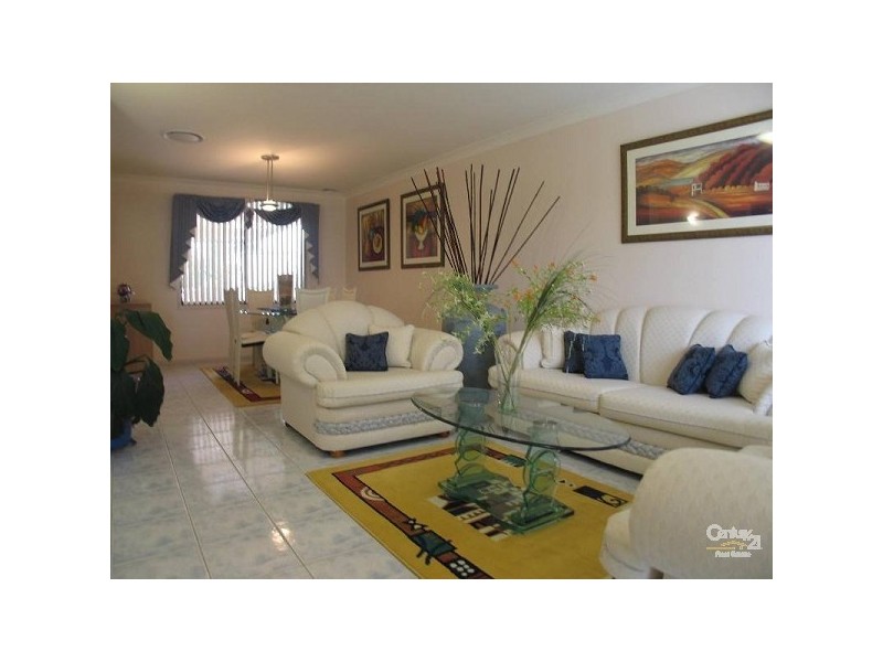 16 Bagala St, Glenwood NSW 2768