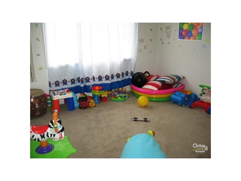 2 Maidstone Street, Stanhope Gardens NSW 2768