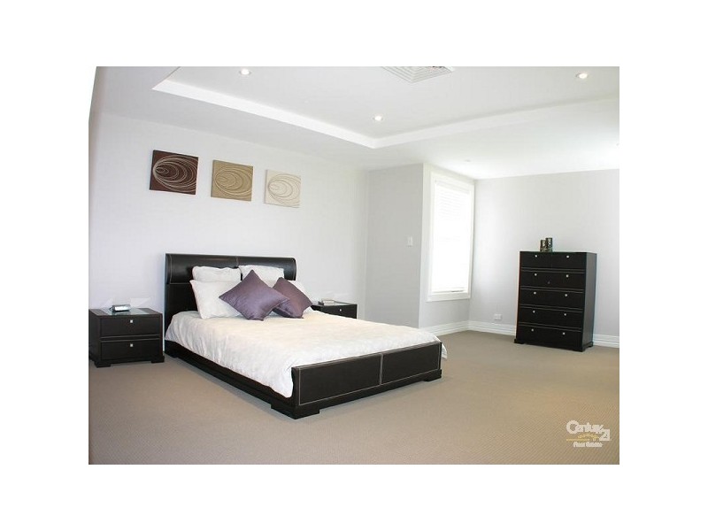 23 Paramount Cres, Kellyville NSW 2155