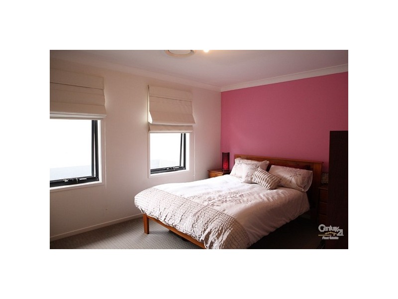 28 Benson Rd, Beaumont Hills NSW 2155