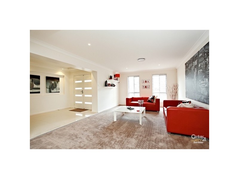 12 Bruton Ave, Kellyville Ridge NSW 2155