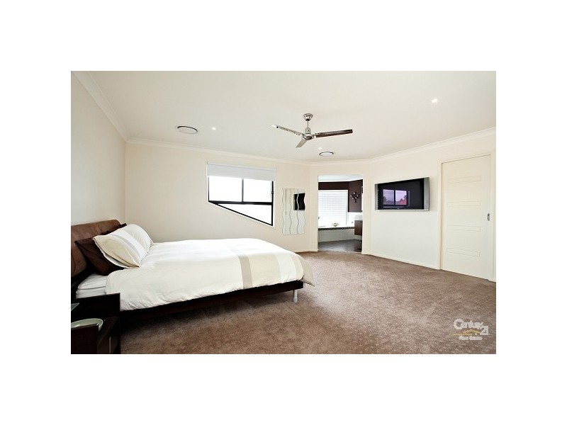 12 Bruton Ave, Kellyville Ridge NSW 2155