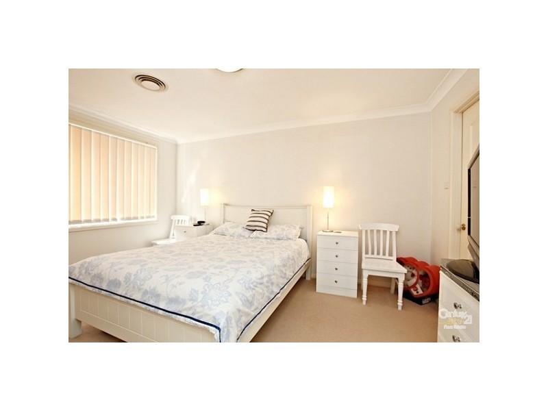 17 Aberdour Ave, Rouse Hill NSW 2155