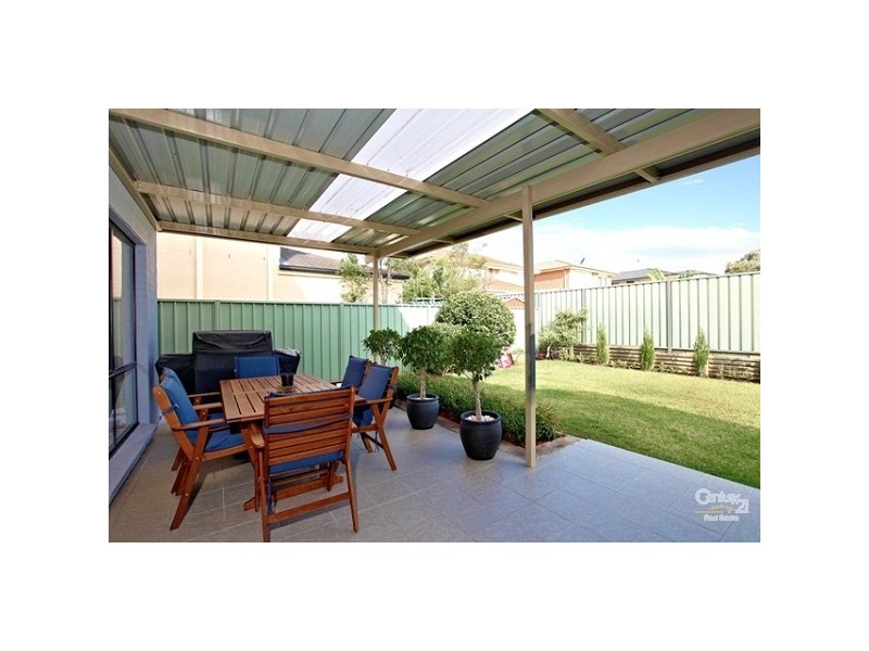 17 Aberdour Ave, Rouse Hill NSW 2155
