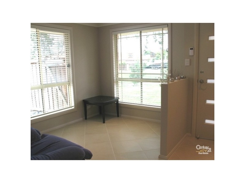 28 Aberdour Ave, Rouse Hill NSW 2155