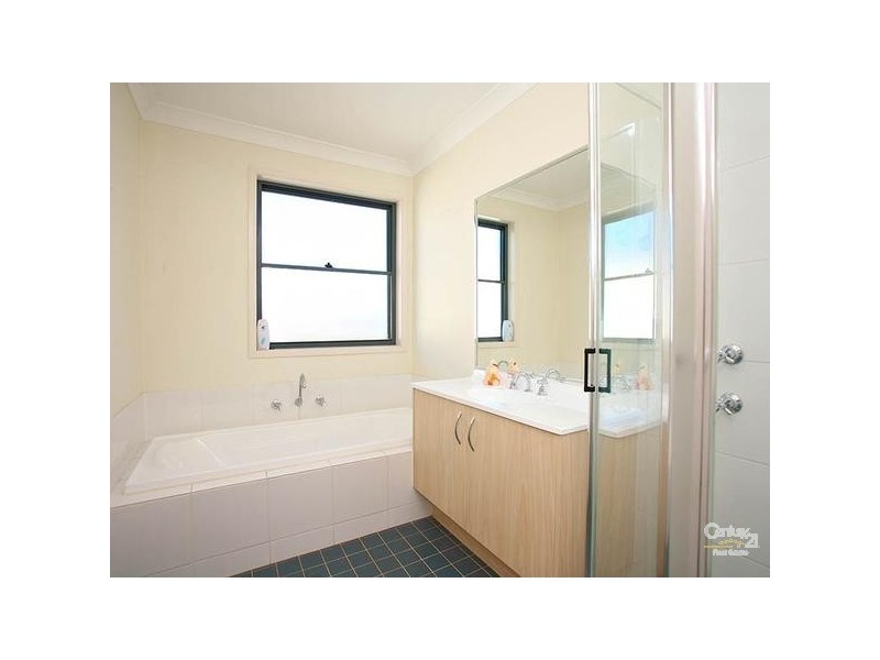 2 Kendell St, Stanhope Gardens NSW 2768