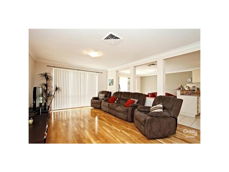 37 Kirkton Place, Beaumont Hills NSW 2155