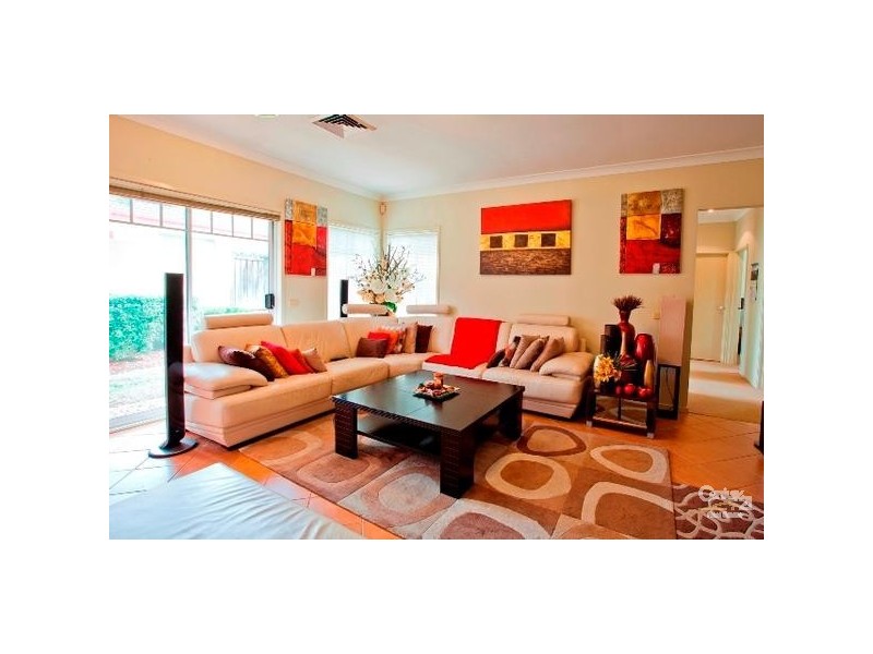 1 Sirrius Close, Beaumont Hills NSW 2155