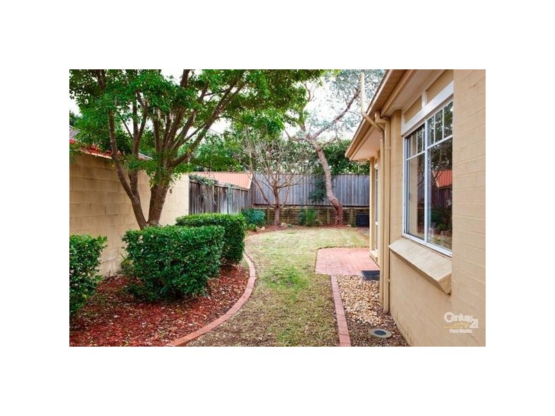 1 Sirrius Close, Beaumont Hills NSW 2155