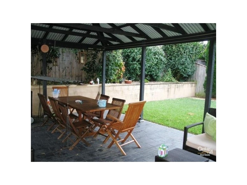 2 Balfour Ave, Beaumont Hills NSW 2155