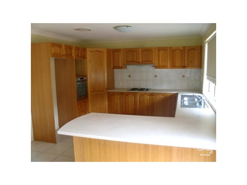 10 Kirton St, Stanhope Gardens NSW 2768