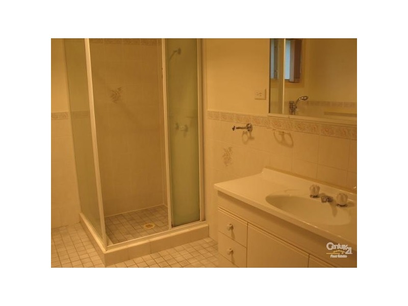 1B Torrence Cres, Quakers Hill NSW 2763