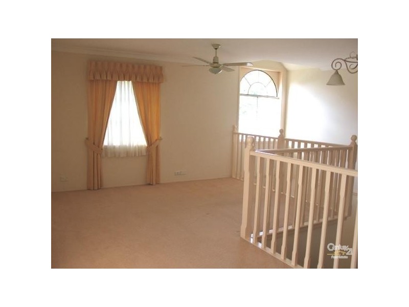 4 Balfour Ave, Beaumont Hills NSW 2155