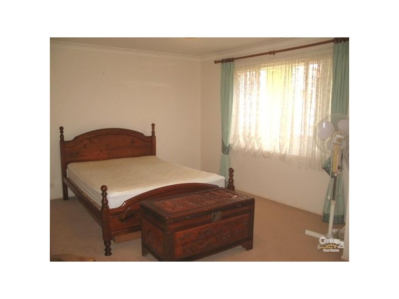 4 Balfour Ave, Beaumont Hills NSW 2155