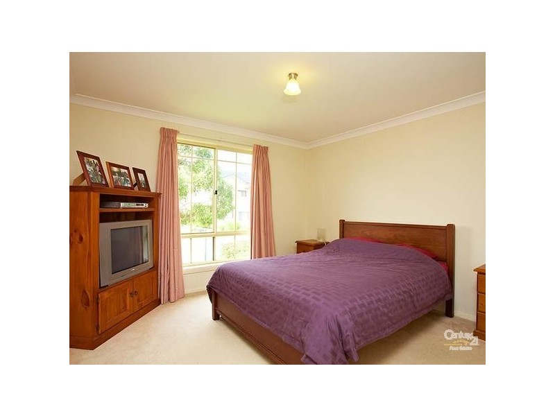 16 Falkirk Court, Kellyville NSW 2155