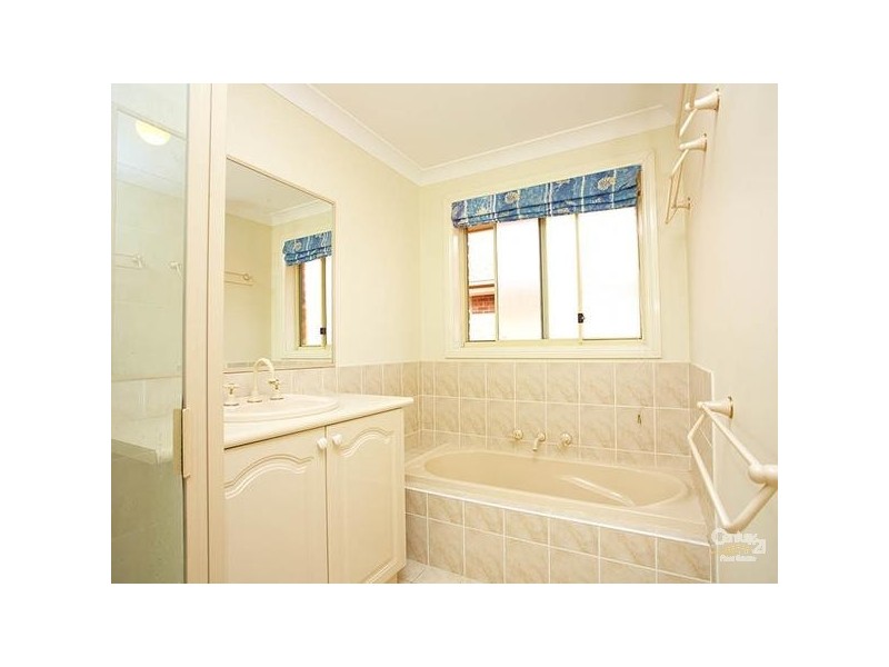 16 Falkirk Court, Kellyville NSW 2155