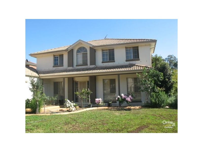 6 Brampton Drive, Beaumont Hills NSW 2155