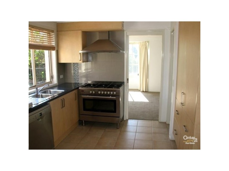 6 Brampton Drive, Beaumont Hills NSW 2155