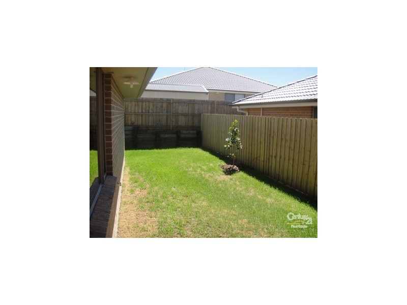 26 Adelong Pde, The Ponds NSW 2769