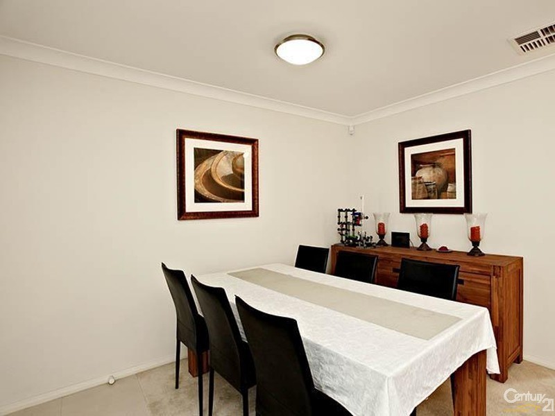 172 Stanhope Parkway, Stanhope Gardens NSW 2768