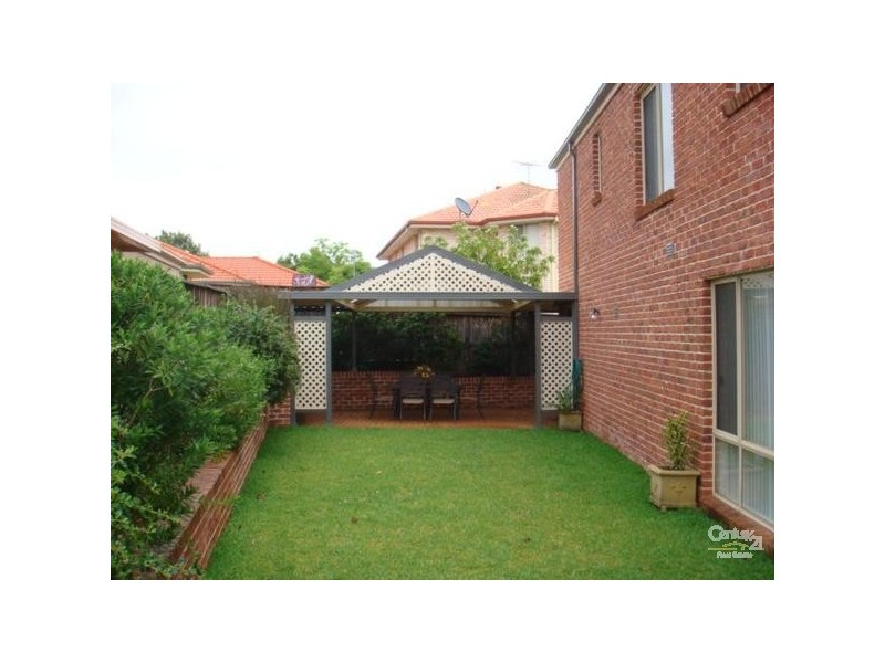 10 Melinda Court, Beaumont Hills NSW 2155