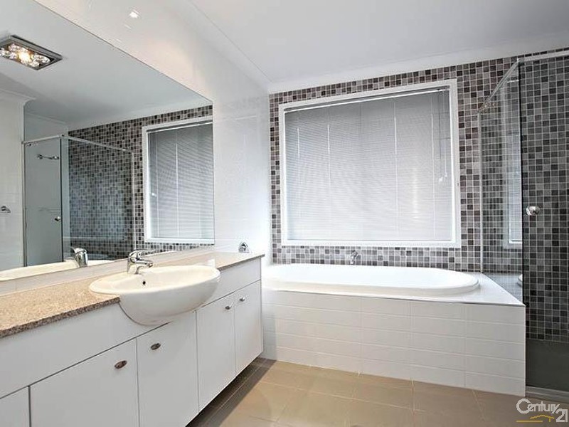 47 Rebellion Cct, Beaumont Hills NSW 2155