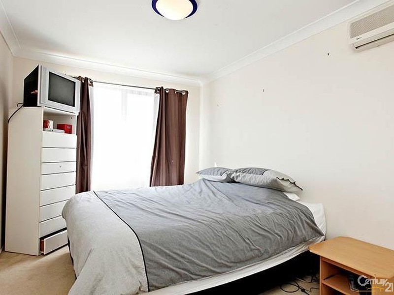 2 Kendell St, Stanhope Gardens NSW 2768