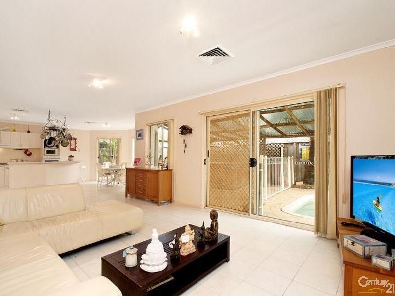 7 Ramillies Way, Beaumont Hills NSW 2155