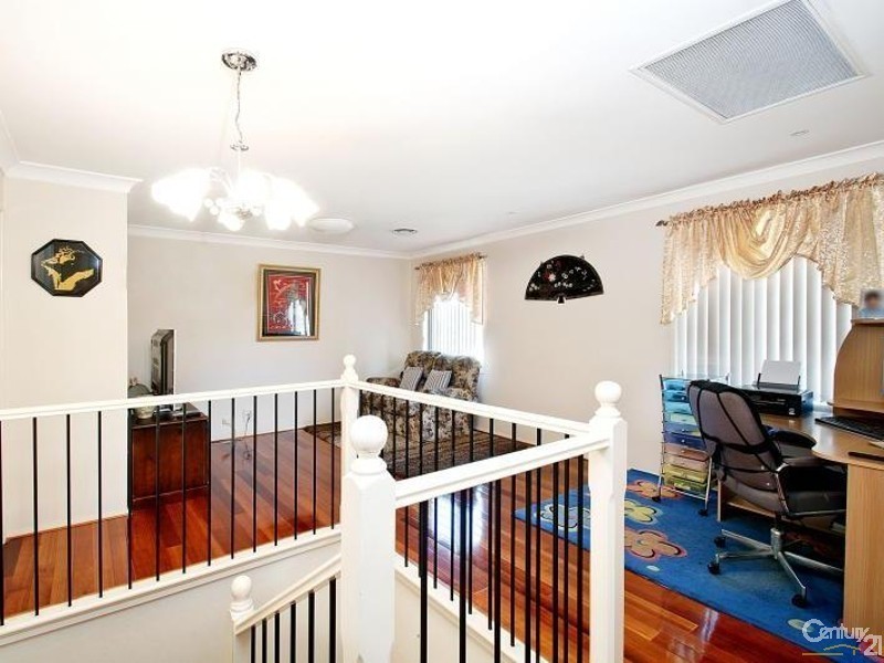 21 Marsden Ave, Kellyville NSW 2155