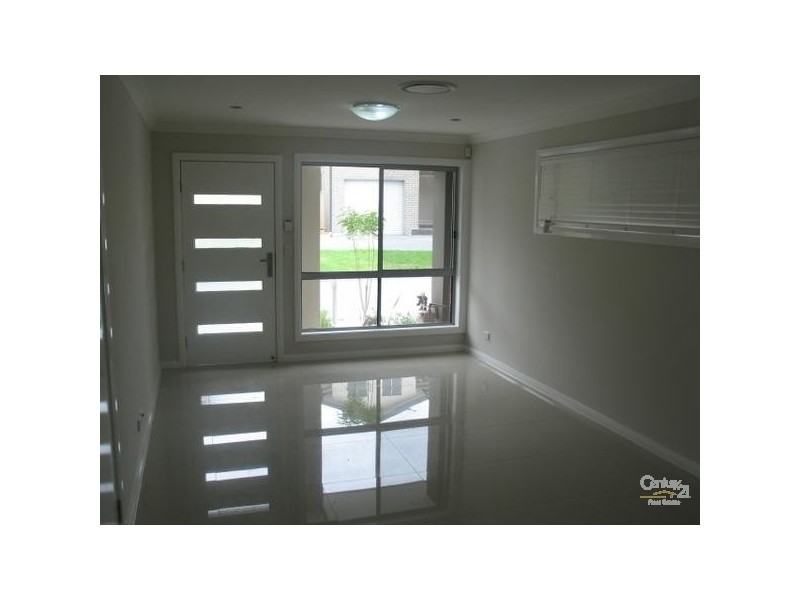 25/570 Sunnyholt Rd, Stanhope Gardens NSW 2768