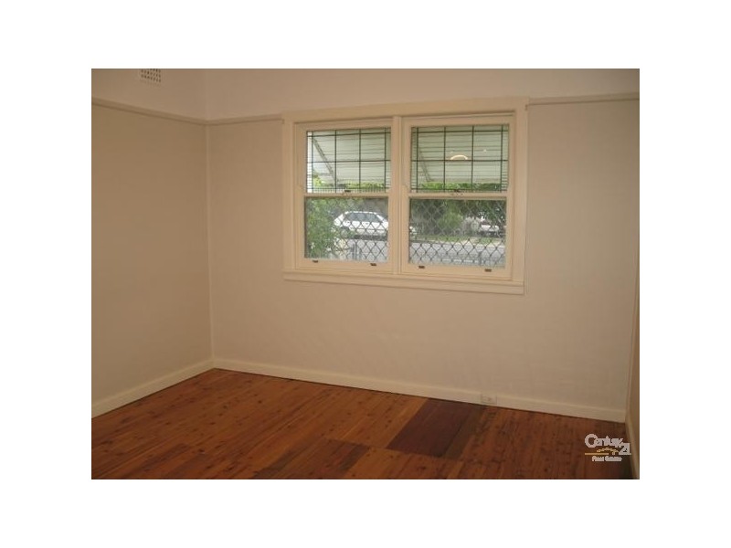 36 Lisgar St, Merrylands NSW 2160