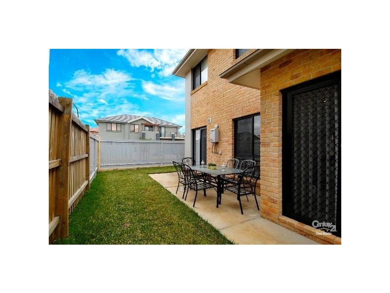 32 Castleford Tce, Stanhope Gardens NSW 2768