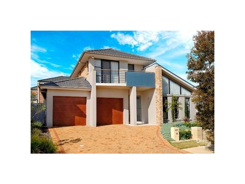 32 Castleford Tce, Stanhope Gardens NSW 2768