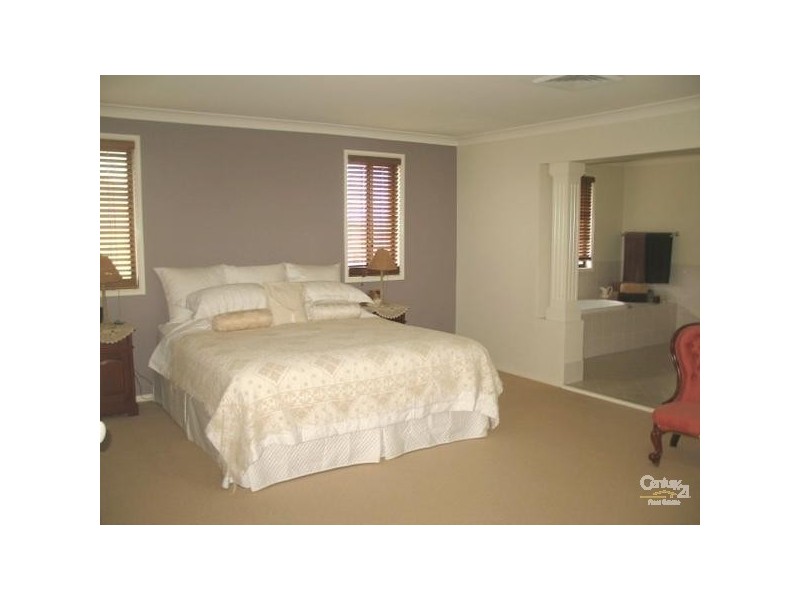 132 Perfection Ave, Stanhope Gardens NSW 2768