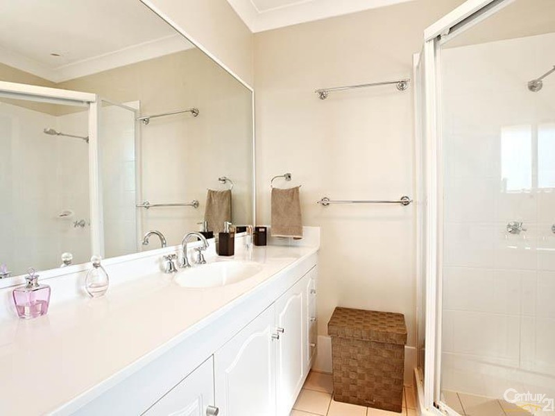 10 Cotton Grove, Stanhope Gardens NSW 2768