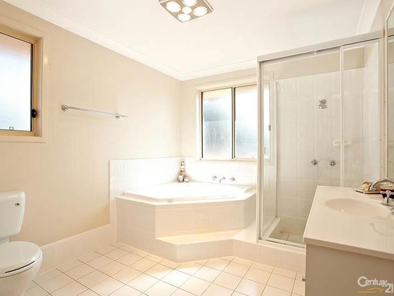 10 Cotton Grove, Stanhope Gardens NSW 2768