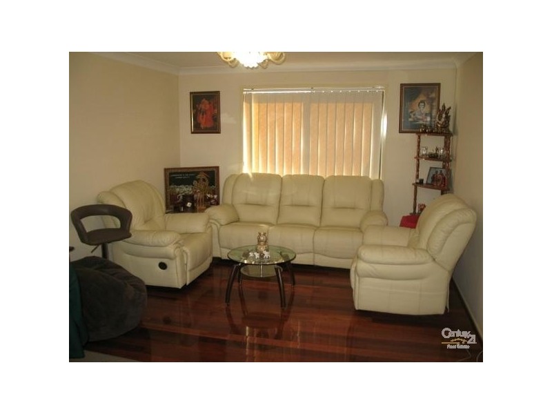 6 Winter Ave, Kellyville NSW 2155