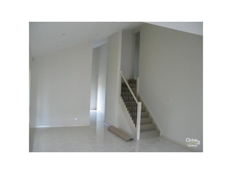 29 Mangalore Drive, Winston Hills NSW 2153