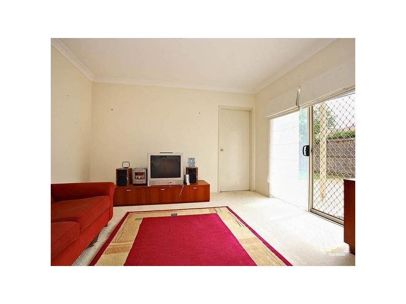 7 Roxburgh Cres, Stanhope Gardens NSW 2768