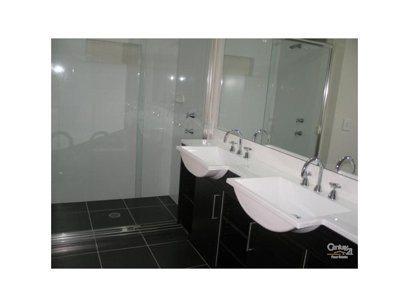 35 Pokolbin Ave, The Ponds NSW 2769